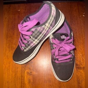Vans Women's Black and Purple Plaid Sneakers 8. Rare